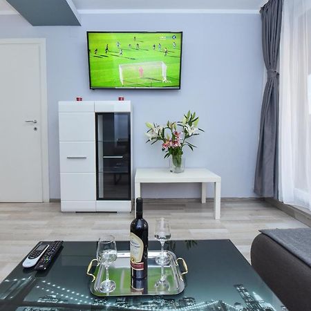 Residenza di Carbasinni Bukares Bagian luar foto