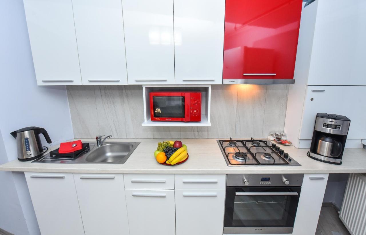 Residenza di Carbasinni Bukares Bagian luar foto