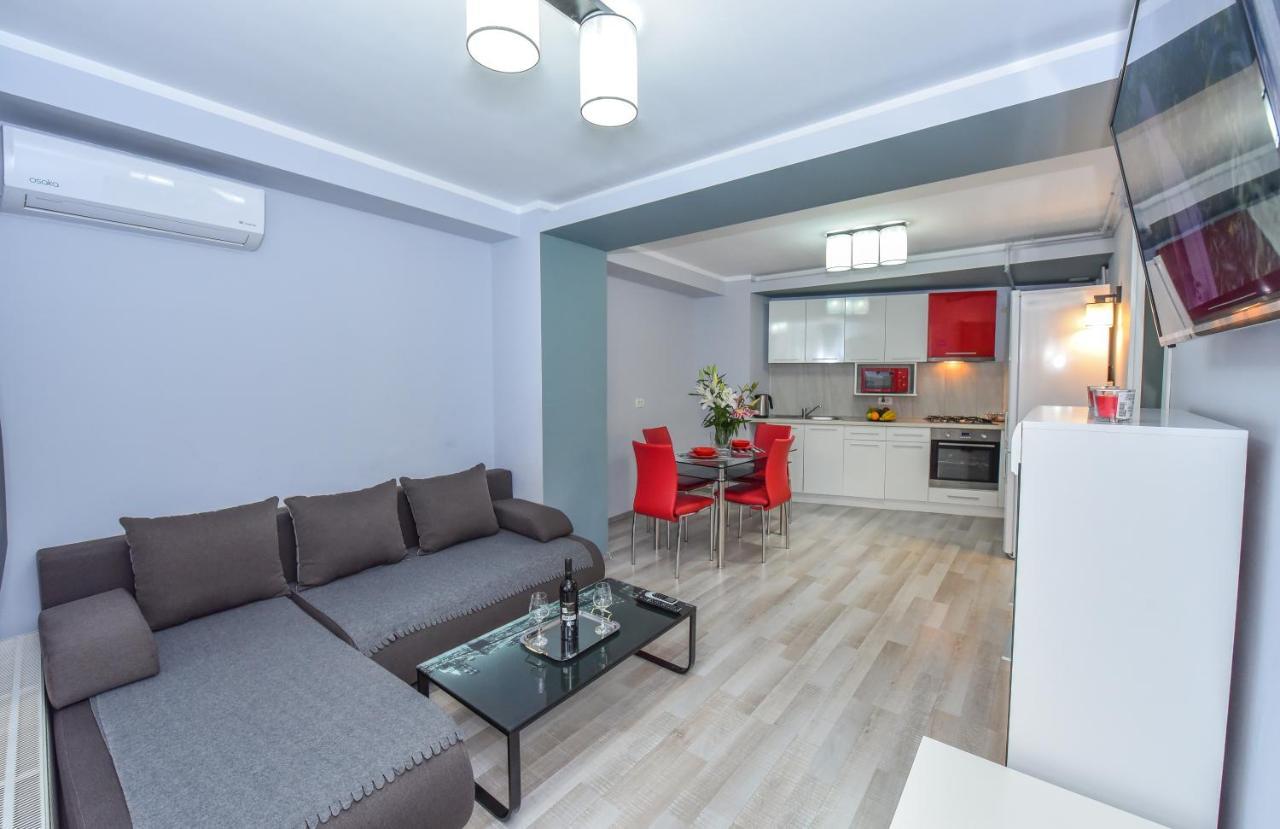 Residenza di Carbasinni Bukares Bagian luar foto