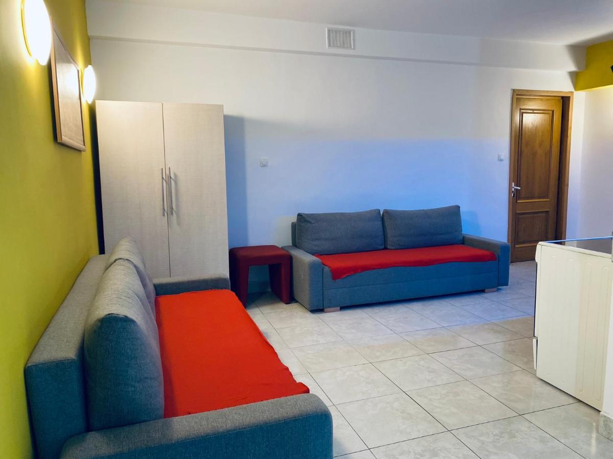 Residenza di Carbasinni Bukares Bagian luar foto