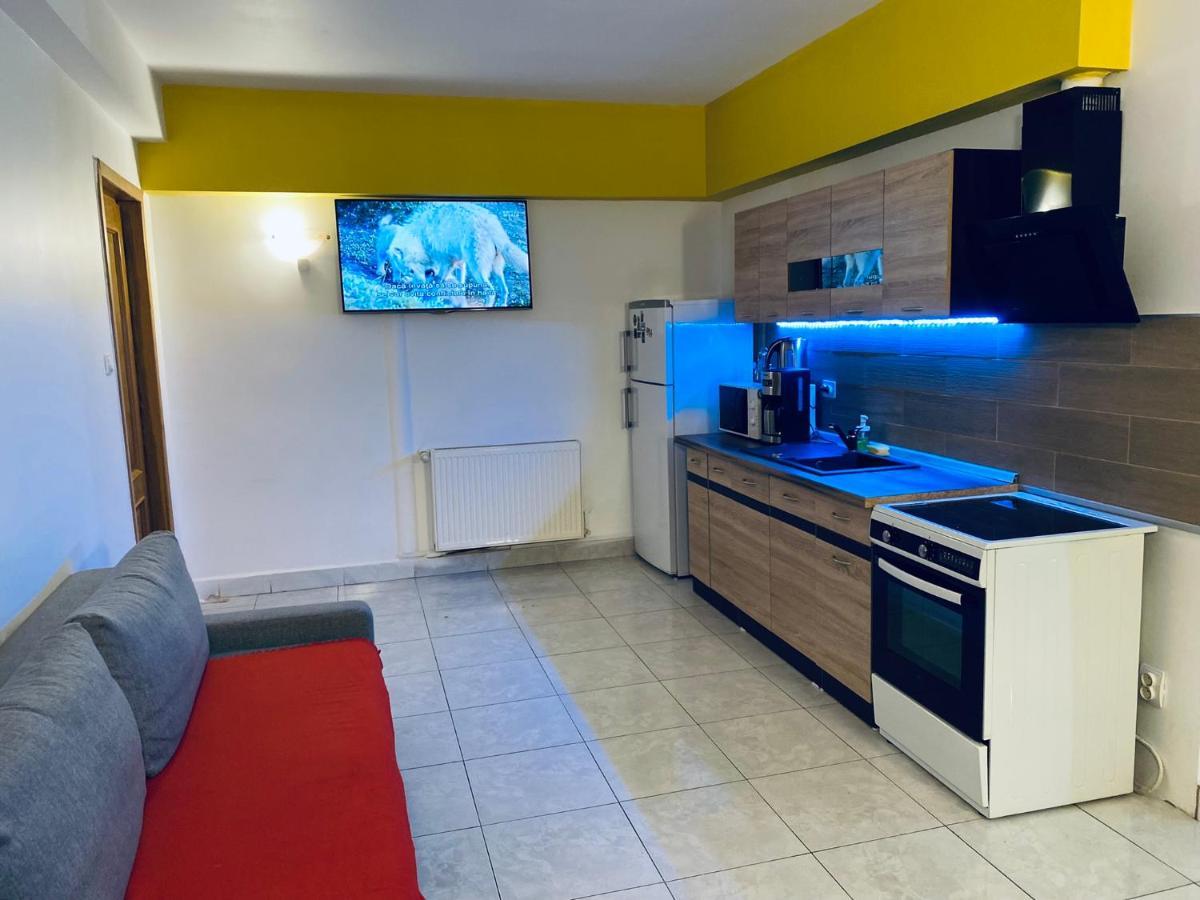 Residenza di Carbasinni Bukares Bagian luar foto