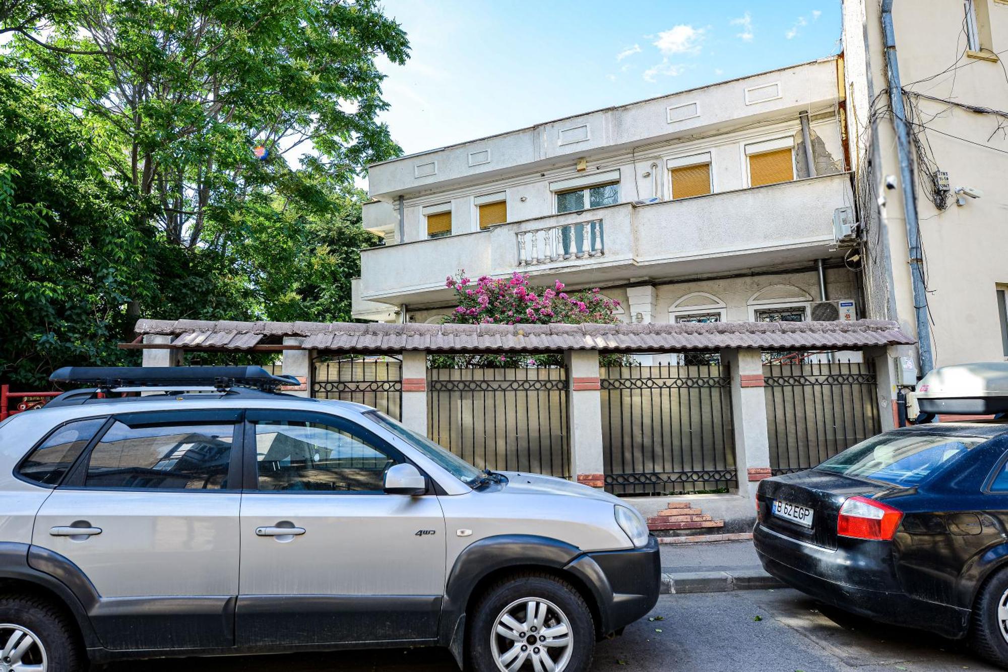Residenza di Carbasinni Bukares Bagian luar foto