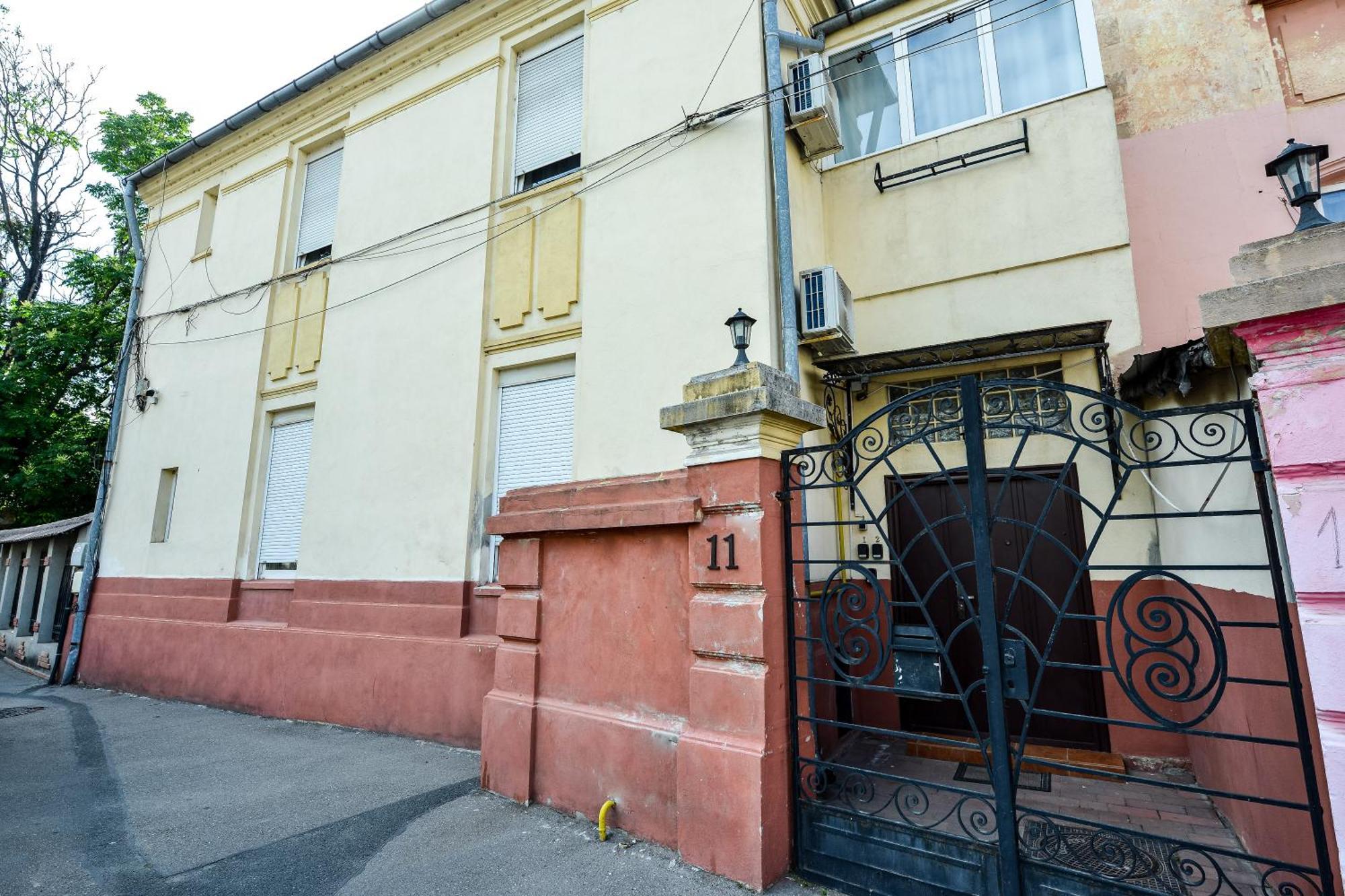 Residenza di Carbasinni Bukares Bagian luar foto